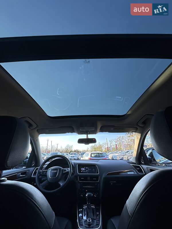 Позашляховик / Кросовер Audi Q5 2012 в Білогородці