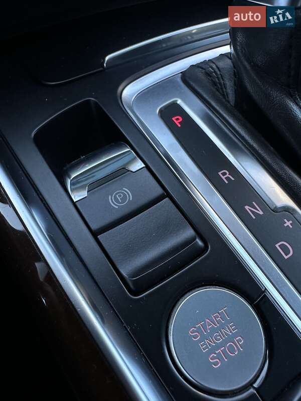 Позашляховик / Кросовер Audi Q5 2012 в Білогородці