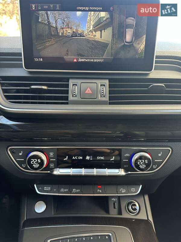 Позашляховик / Кросовер Audi Q5 2018 в Києві