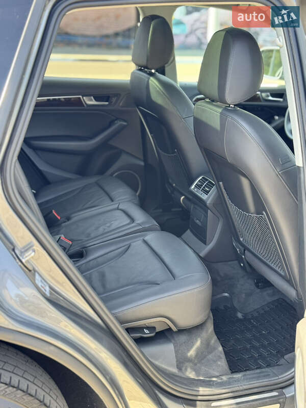 Позашляховик / Кросовер Audi Q5 2015 в Луцьку фото 13 Позашляховик / Кросовер Audi Q5 2015 в Луцьку