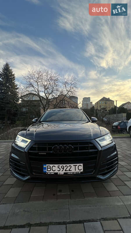Позашляховик / Кросовер Audi Q5 2019 в Львові