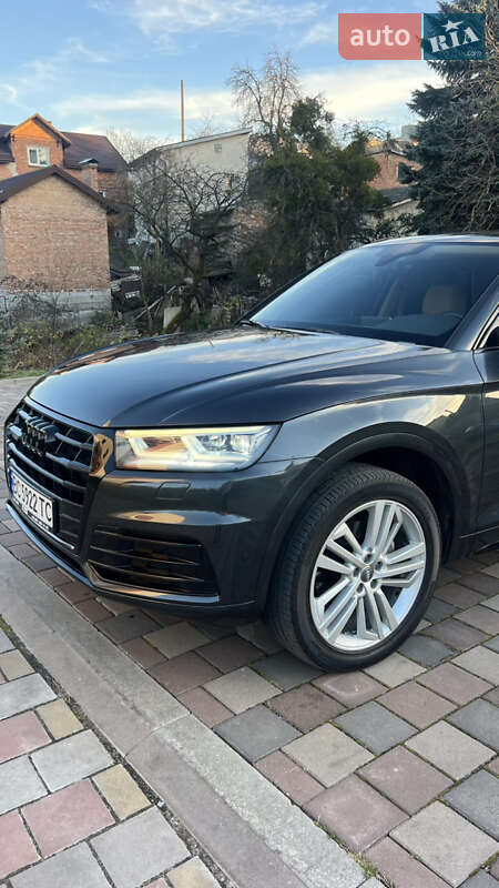 Позашляховик / Кросовер Audi Q5 2019 в Львові
