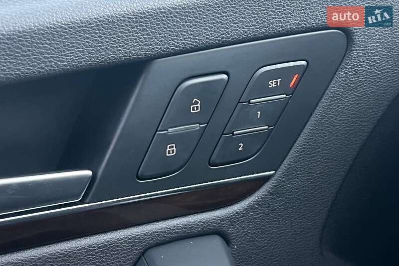 Позашляховик / Кросовер Audi Q5 2017 в Києві