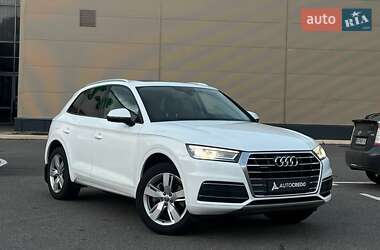 Внедорожник / Кроссовер Audi Q5 2017 в Киеве