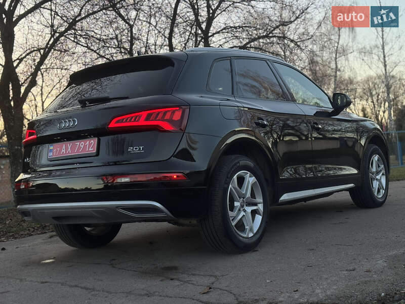 Позашляховик / Кросовер Audi Q5 2018 в Лубнах фото 38 Позашляховик / Кросовер Audi Q5 2018 в Лубнах