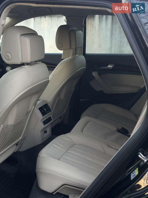 Позашляховик / Кросовер Audi Q5 2018 в Лубнах фото 56 Позашляховик / Кросовер Audi Q5 2018 в Лубнах