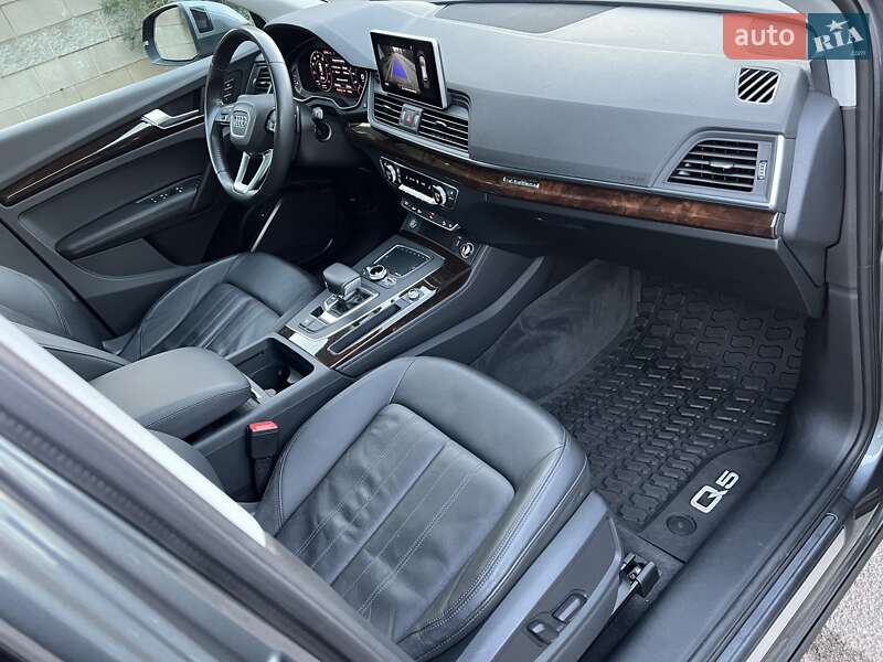 Позашляховик / Кросовер Audi Q5 2020 в Києві фото 32 Позашляховик / Кросовер Audi Q5 2020 в Києві