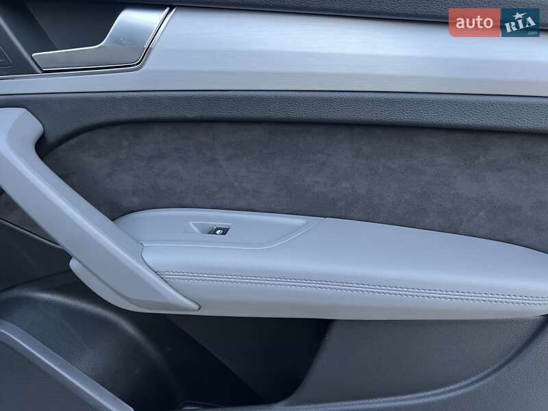 Позашляховик / Кросовер Audi Q5 2018 в Рівному фото 59 Позашляховик / Кросовер Audi Q5 2018 в Рівному