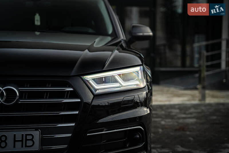 Внедорожник / Кроссовер Audi Q5 2018 в Черновцах