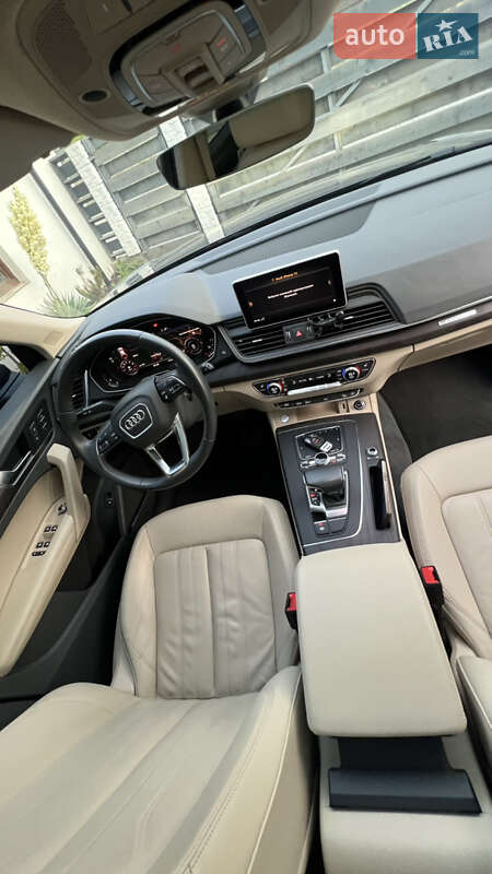 Позашляховик / Кросовер Audi Q5 2019 в Львові