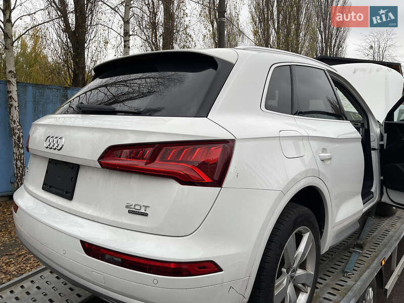 Позашляховик / Кросовер Audi Q5 2019 в Рівному