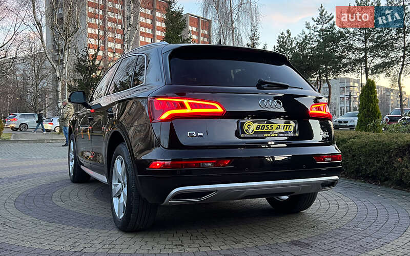 Внедорожник / Кроссовер Audi Q5 2017 в Львове