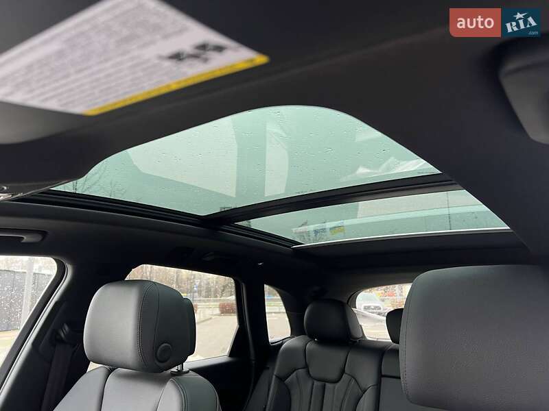 Позашляховик / Кросовер Audi Q5 2019 в Києві