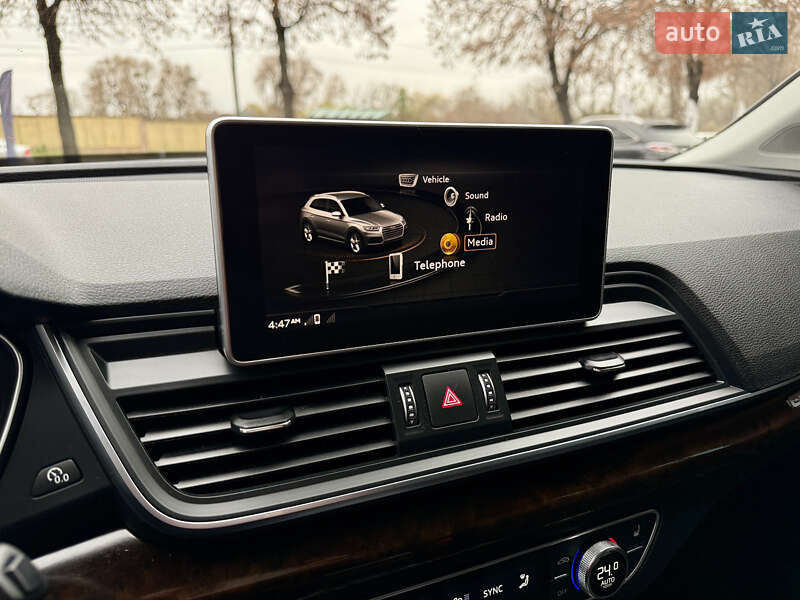 Внедорожник / Кроссовер Audi Q5 2018 в Ровно