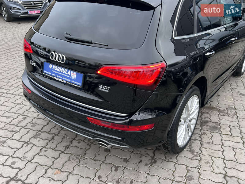 Внедорожник / Кроссовер Audi Q5 2017 в Нововолынске