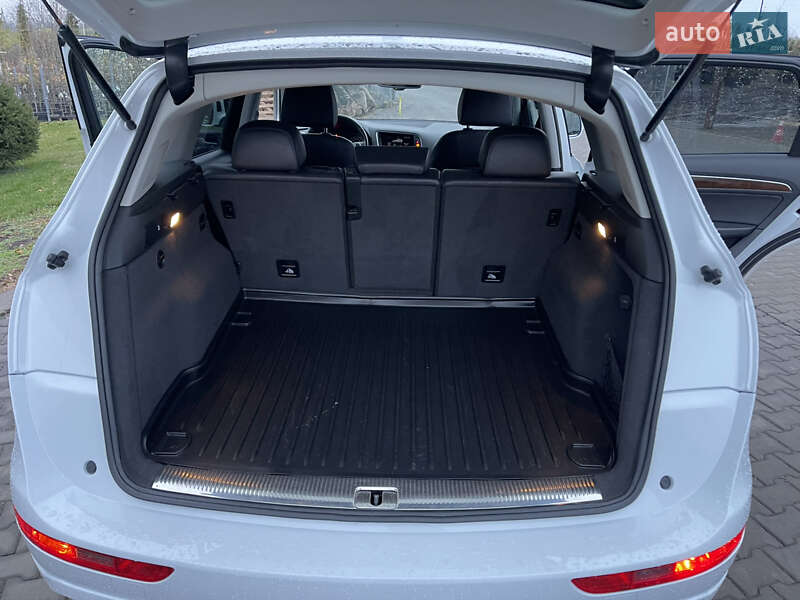 Позашляховик / Кросовер Audi Q5 2016 в Луцьку фото 27 Позашляховик / Кросовер Audi Q5 2016 в Луцьку