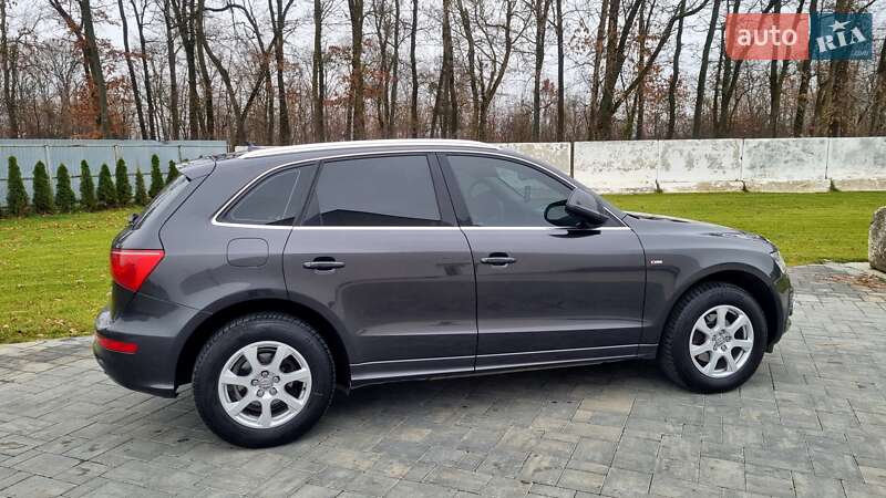Внедорожник / Кроссовер Audi Q5 2012 в Луцке