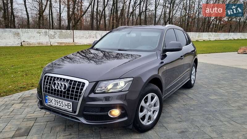 Внедорожник / Кроссовер Audi Q5 2012 в Луцке