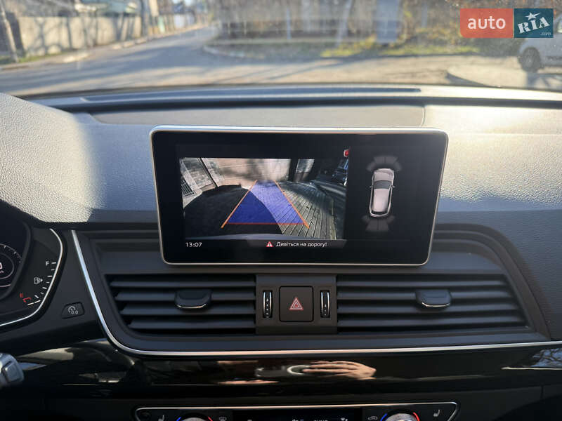 Внедорожник / Кроссовер Audi Q5 2020 в Киеве