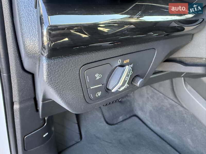 Внедорожник / Кроссовер Audi Q5 2020 в Киеве