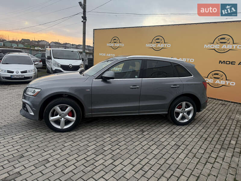 Позашляховик / Кросовер Audi Q5 2016 в Рівному
