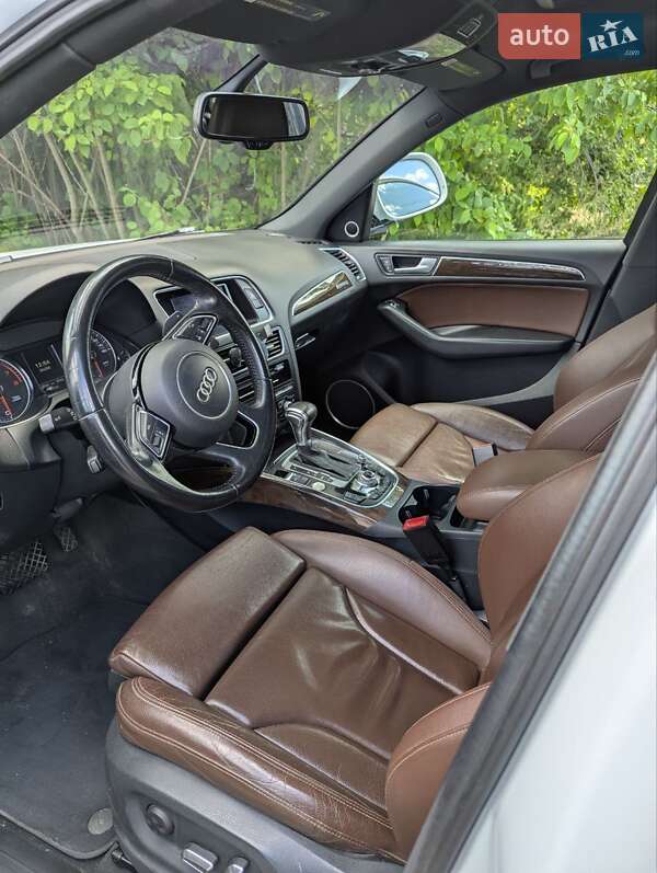 Позашляховик / Кросовер Audi Q5 2015 в Луцьку фото 4 Позашляховик / Кросовер Audi Q5 2015 в Луцьку