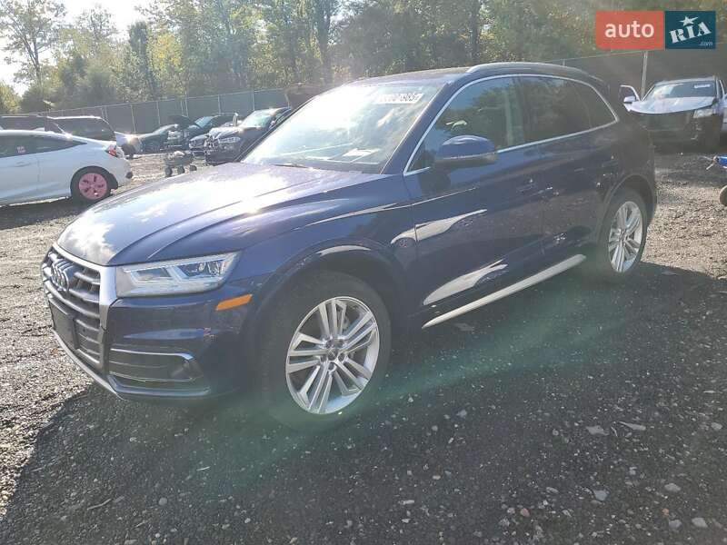 Позашляховик / Кросовер Audi Q5 2018 в Києві