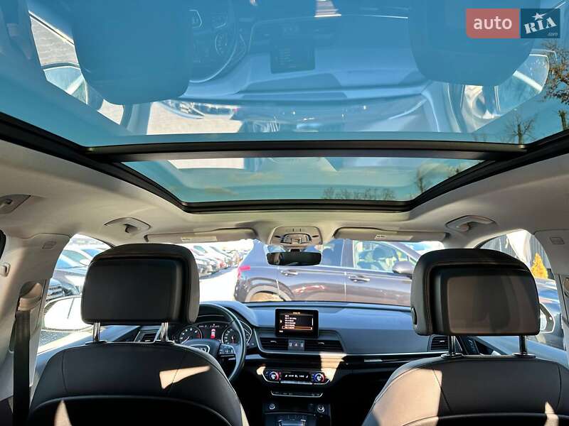 Внедорожник / Кроссовер Audi Q5 2020 в Киеве