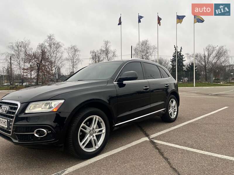 Позашляховик / Кросовер Audi Q5 2015 в Житомирі