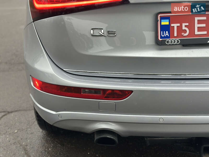 Внедорожник / Кроссовер Audi Q5 2015 в Дубно