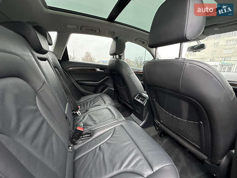 Внедорожник / Кроссовер Audi Q5 2015 в Дубно