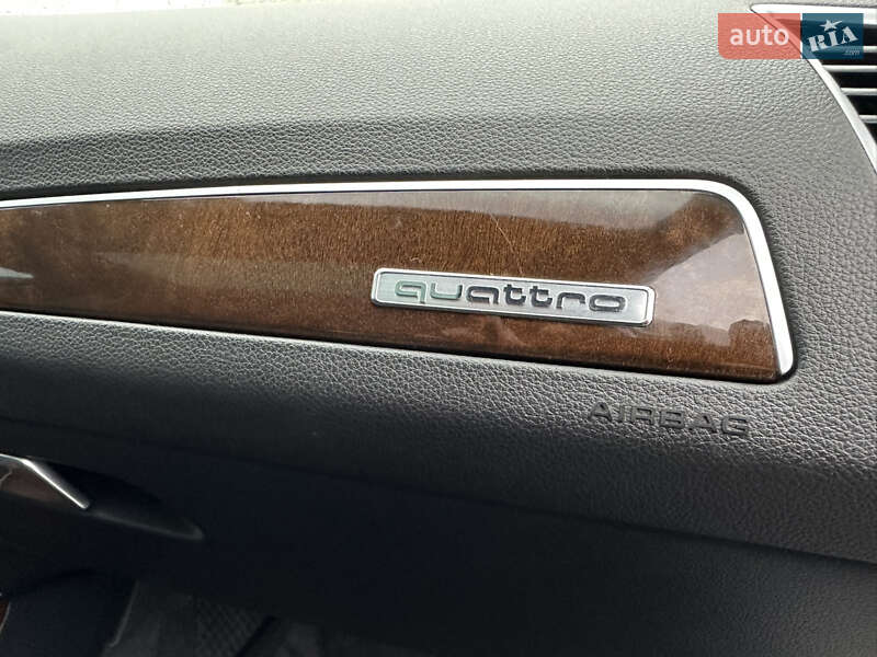 Внедорожник / Кроссовер Audi Q5 2015 в Дубно