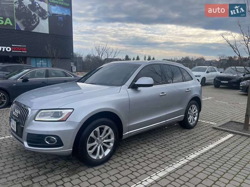 Позашляховик / Кросовер Audi Q5 2015 в Львові