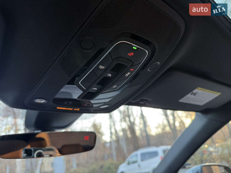 Позашляховик / Кросовер Audi Q5 2022 в Києві