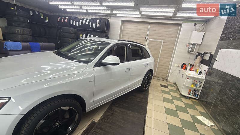 Внедорожник / Кроссовер Audi Q5 2014 в Запорожье