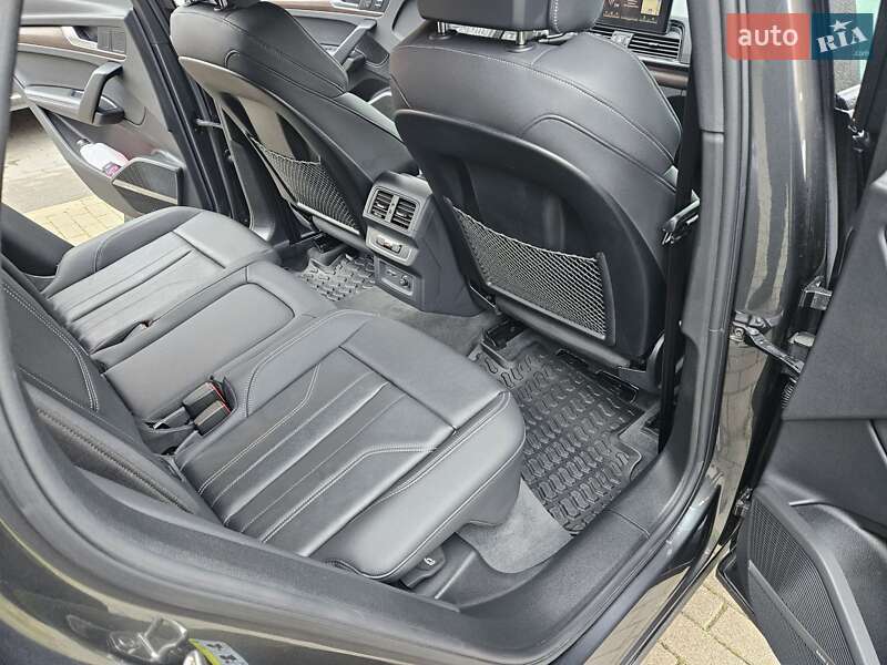 Внедорожник / Кроссовер Audi Q5 2024 в Виннице