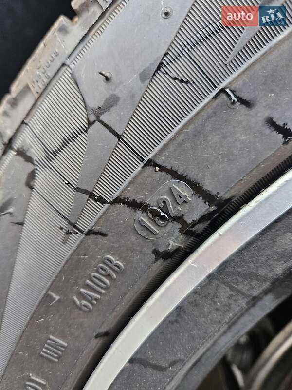 Внедорожник / Кроссовер Audi Q5 2024 в Виннице