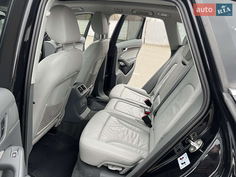 Внедорожник / Кроссовер Audi Q5 2013 в Киеве