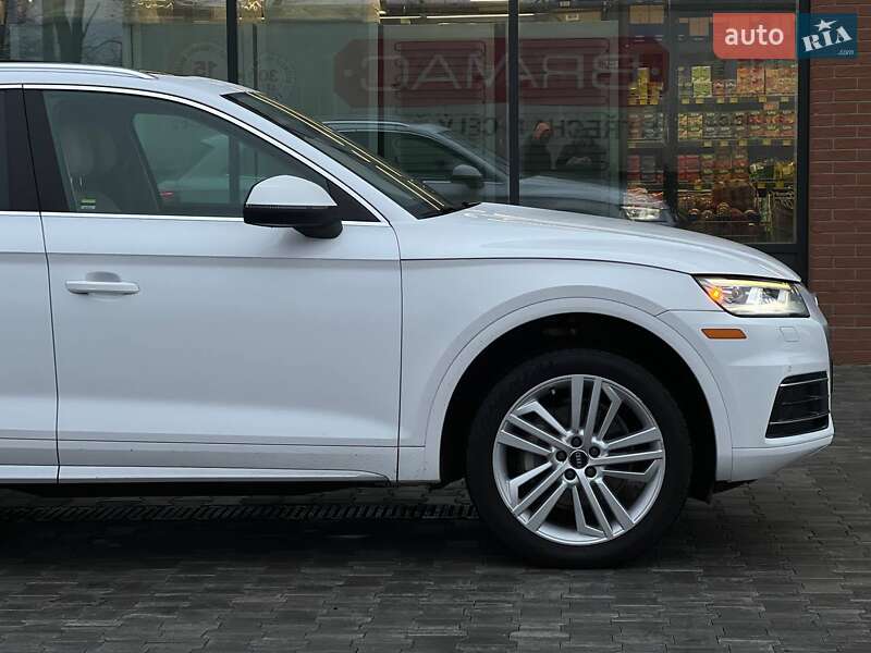 Внедорожник / Кроссовер Audi Q5 2017 в Киеве