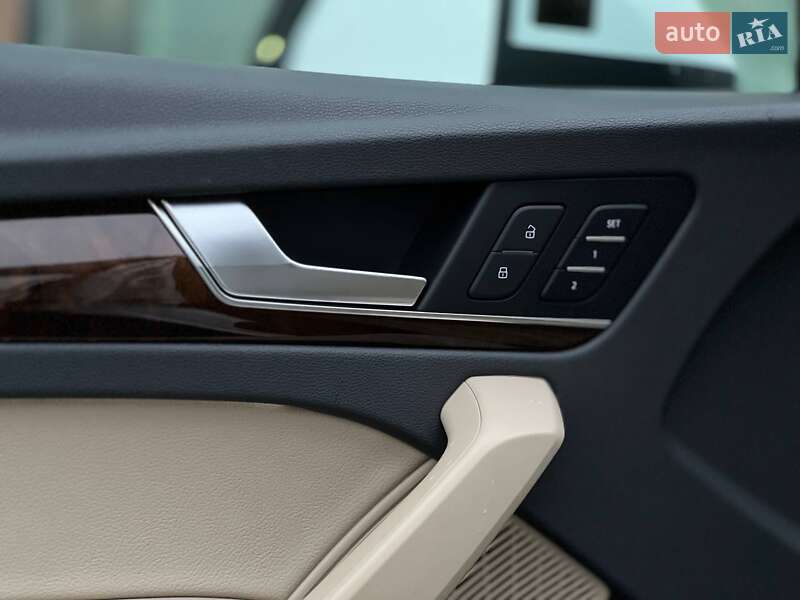 Внедорожник / Кроссовер Audi Q5 2017 в Киеве