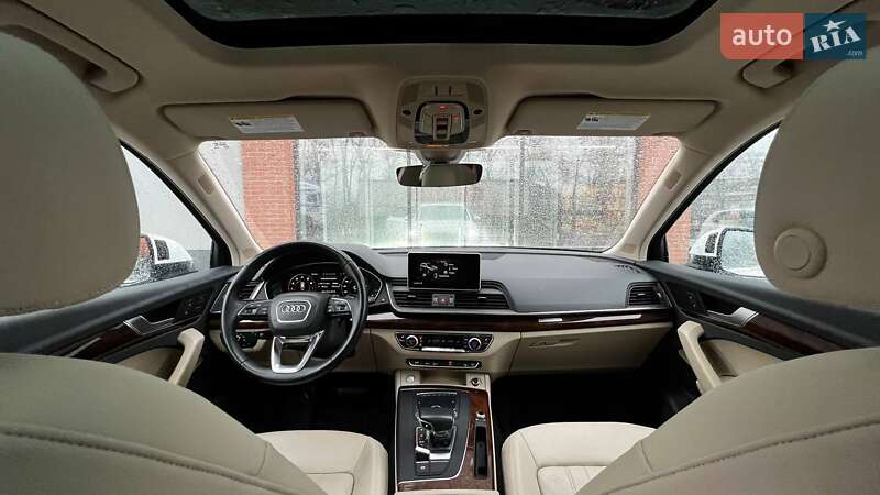 Внедорожник / Кроссовер Audi Q5 2017 в Киеве