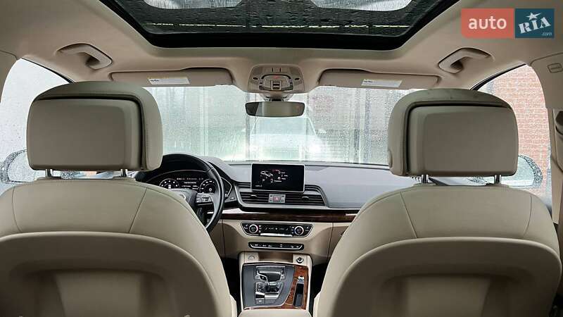 Внедорожник / Кроссовер Audi Q5 2017 в Киеве