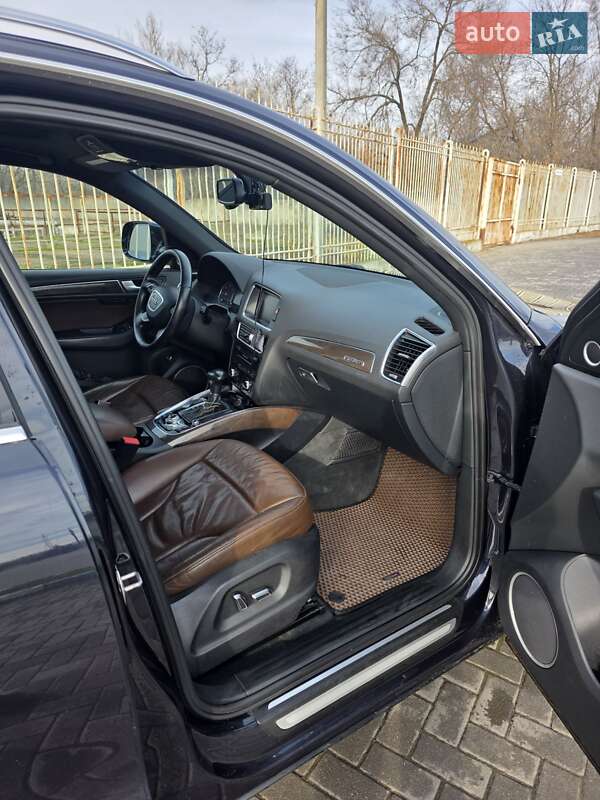 Позашляховик / Кросовер Audi Q5 2014 в Дніпрі