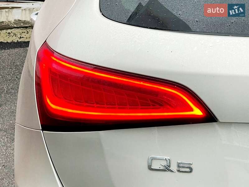 Позашляховик / Кросовер Audi Q5 2017 в Києві