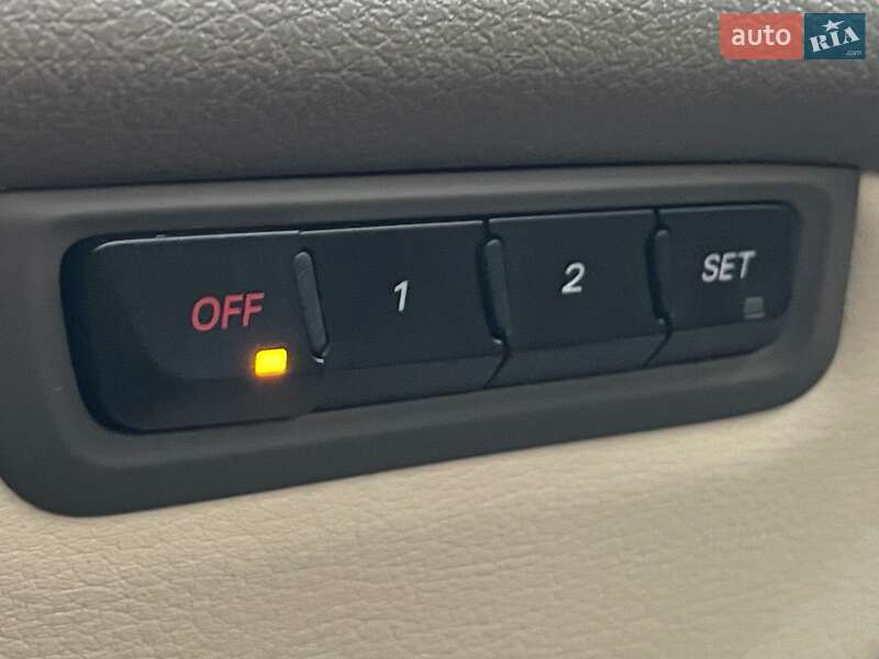 Позашляховик / Кросовер Audi Q5 2017 в Києві