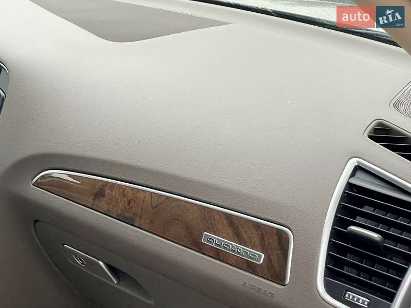 Позашляховик / Кросовер Audi Q5 2017 в Києві