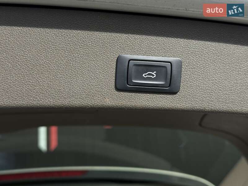 Внедорожник / Кроссовер Audi Q5 2015 в Львове