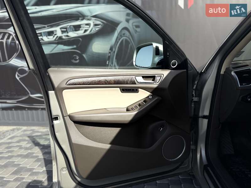 Внедорожник / Кроссовер Audi Q5 2015 в Львове