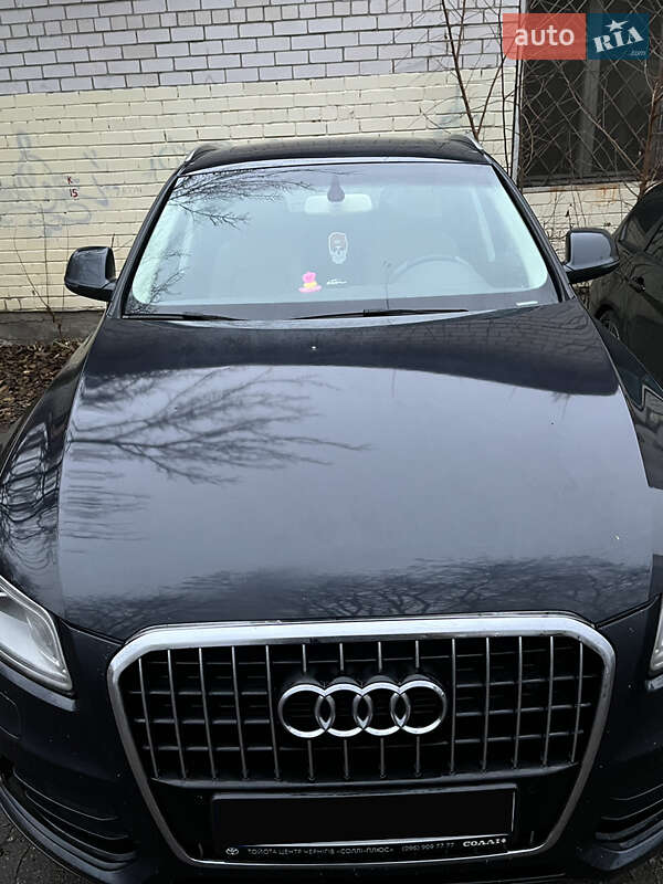 Позашляховик / Кросовер Audi Q5 2013 в Чернігові