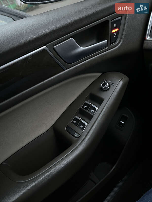 Позашляховик / Кросовер Audi Q5 2013 в Чернігові